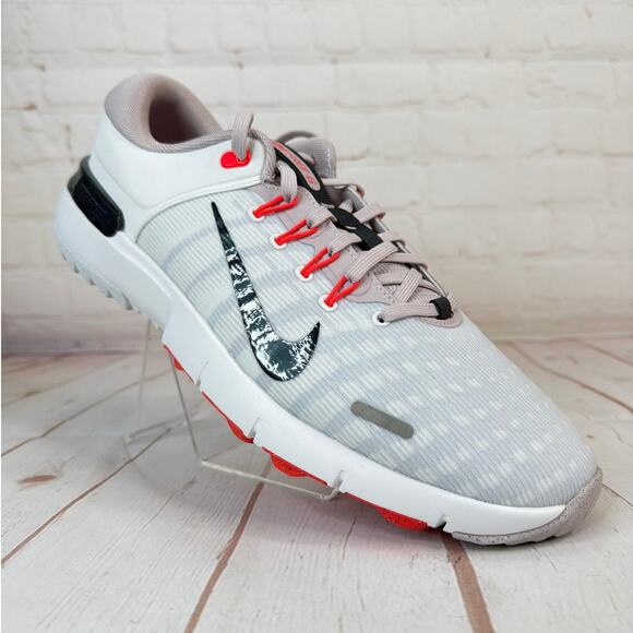 Nike Free Next Nature Summit White Black Golf Shoes Mens Size 11 (FN0332–100)